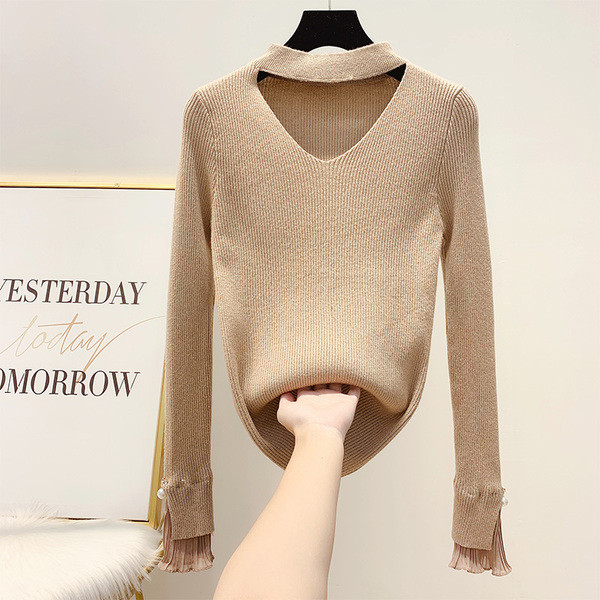 Κομψό γυναικείο πουλόβερ  με γυαλιστερό αποτέλεσμα και V-λαιμόκοψη σε τέσσερα χρώματα