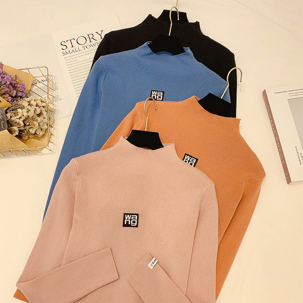 Γυναικείο πουλόβερ με κολάρο  σε πέντε χρώματα