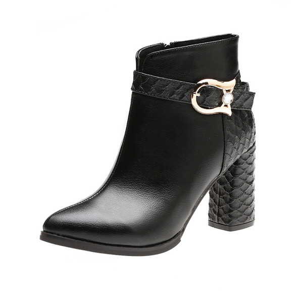 Stílusos női csizma vastag sarkú eko bőrből, két színben