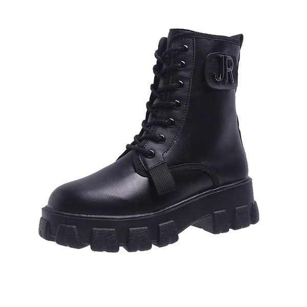 Bőr női csizma magas talppal, télre is alkalmas