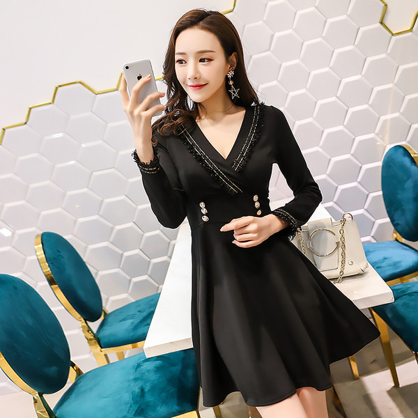 Rochie de dama in croiala de culoare neagra model cu decolteu spitz