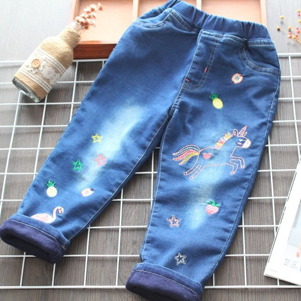 Aktuális gyerekfarmer kék hímzéssel - lányoknak