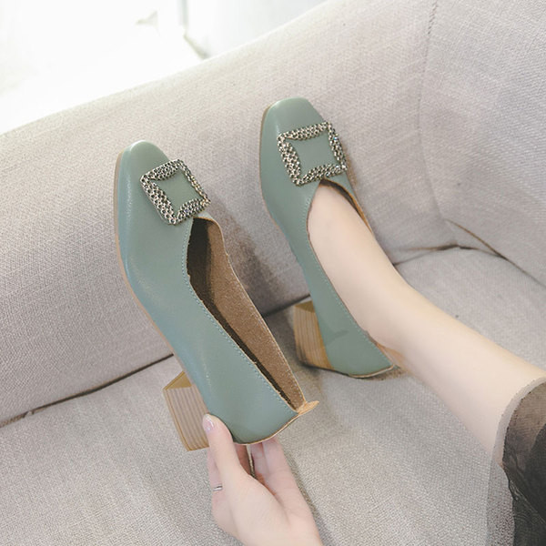 Alkalmi női cipő vastag sarkú fém elemmel több színben