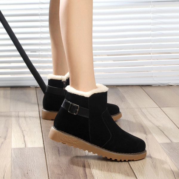 Női téli csizma puha béléssel, piros, fekete és narancs színben