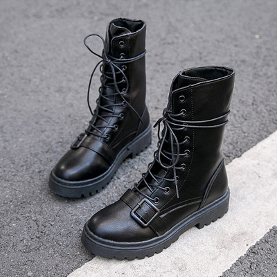 Γυναικείες έκο δερμάτινες μπότες με κορδόνια σε μαύρο χρώμα κατάλληλες για το χειμώνα - δύο μοντέλα