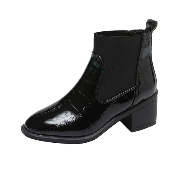 Stílusos női csizma eko bőrből, fekete színben, télre alkalmas