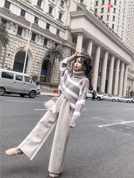 Hosszú, széles kötött nadrág elasztikus derékkal