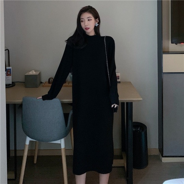 Μακρύ πλεκτό φόρεμα φαρδύ μοντέλο με κολάρο 