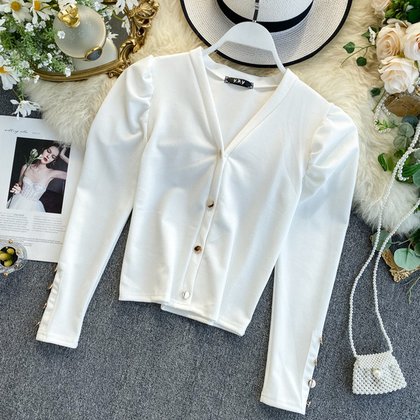 Bluza de dama cu nasturi si decolteu spitz in mai multe culori