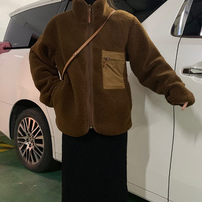 Lezser kabát széles cipzárral