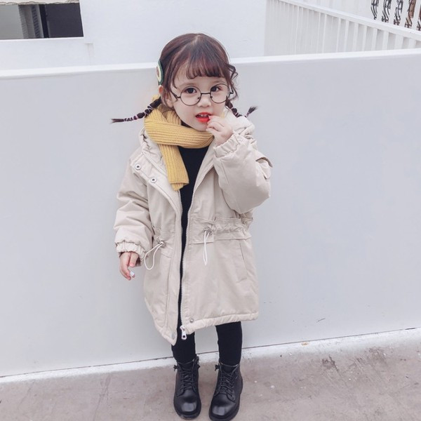 Μοντέρνο παιδικό μπουφάν με κουκούλα και κορδόνια σε ροζ, κίτρινο και μπεζ χρώμα