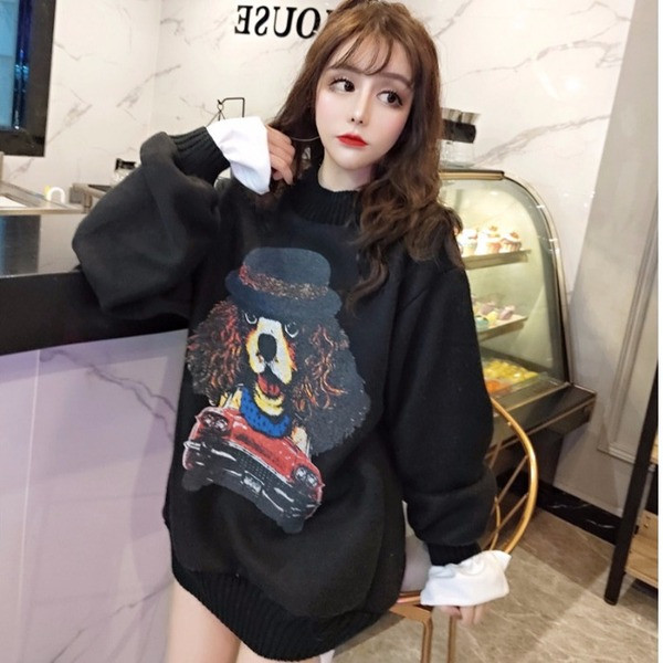 Φαρδύ πουλόβερ σε λευκό και μαύρο  χρώμα με εφαρμογή