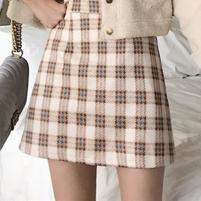 Rövid kockás alkalmi szoknya két színben