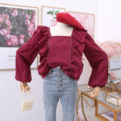 Μοντέρνα γυναικεία μπλούζα με τετράγωνο λαιμό και μακριά μανίκια σε διάφορα χρώματα