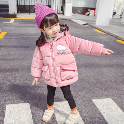 Modern gyerekkabát lányoknak kapucnival és rátéttel, három színben