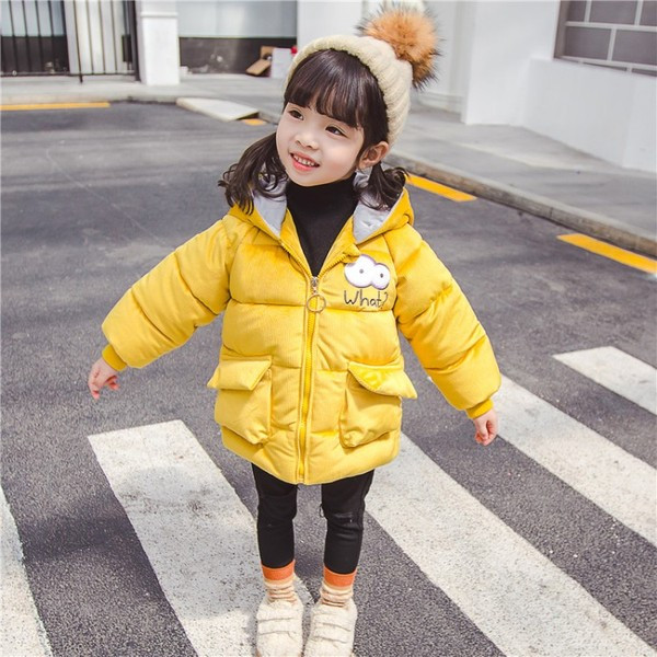 Modern gyerekkabát lányoknak kapucnival és rátéttel, három színben