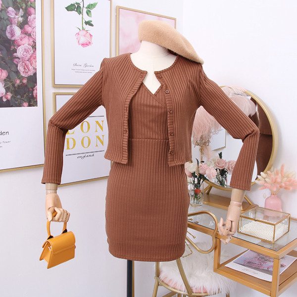 Alkalmi női ruha + mellény szett barna és fekete színben