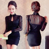 Stílusos női ruha klasszikus gallérral, fekete színben