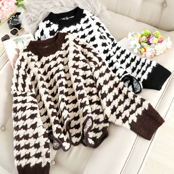 Pulover de iarna de dama cu decolteu rotund in doua culori