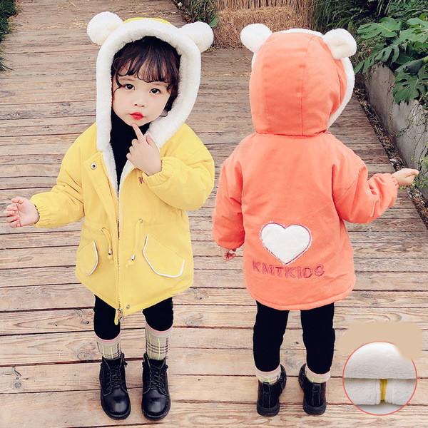 Új modell gyerekkabát, kapucnival, derékban megkötős lányoknak