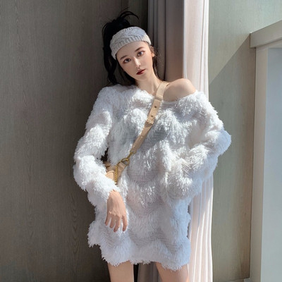 Modern női hosszú ujjú ruha fehér, rózsaszín és fekete színekben