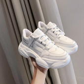 Eko bőrből készült alkalmi női tornacipő, durva talpban