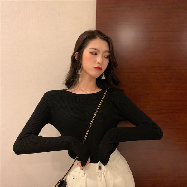 Γυναικεία casual μπλούζα με ωοειδές λαιμόκοψη και κουμπιά σε τρία χρώματα