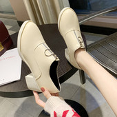 Női bőrcipő cipzárral és vastag sarokkal, két színben