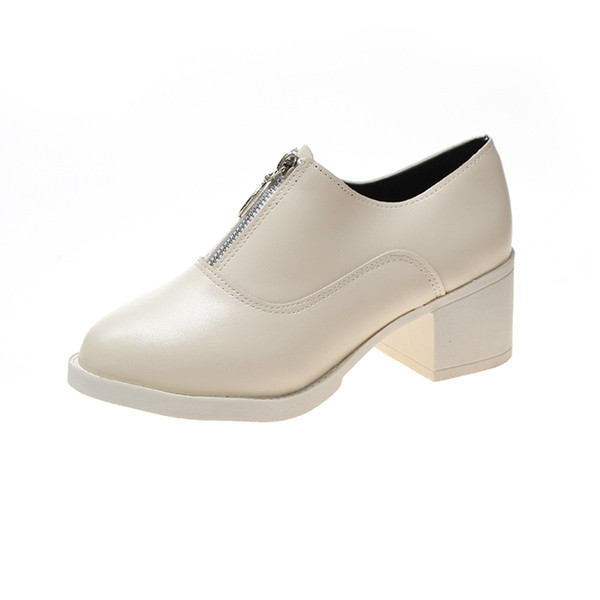 Női bőrcipő cipzárral és vastag sarokkal, két színben