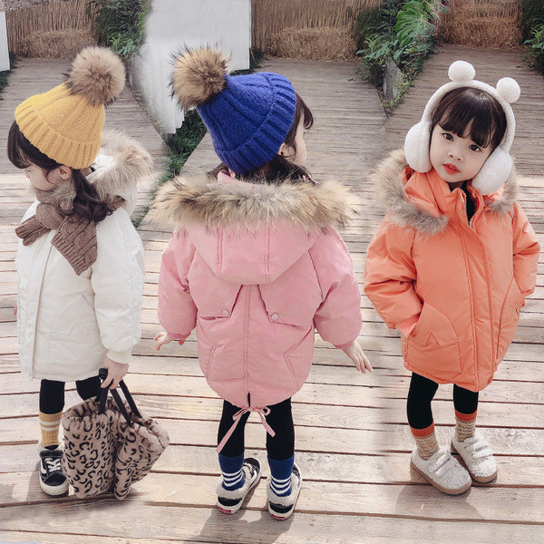 Modern, kapucnis gyerekkabát lányoknak rózsaszín, narancssárga és bézs színben