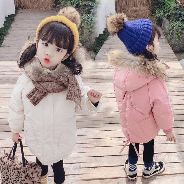 Modern, kapucnis gyerekkabát lányoknak rózsaszín, narancssárga és bézs színben