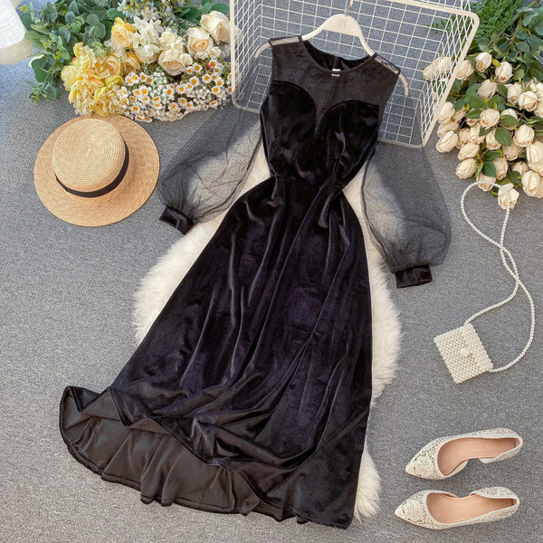 Μακρύ βελούδο μαύρο φόρεμα