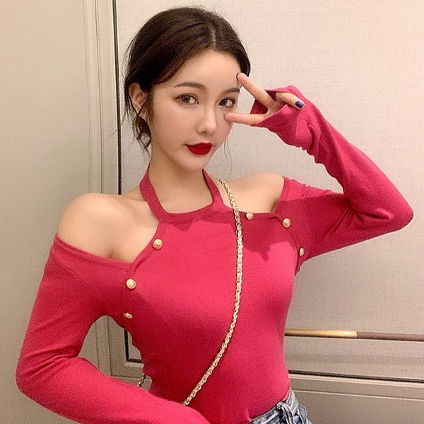 Εντυπωσιακή μπλούζα με γυμνοί ώμοι