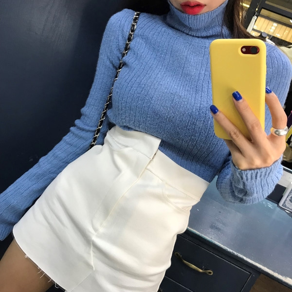 Γυναικεία καθημερινό πουλόβερ με κολάρο και μακρύ μανίκι σε μπλε, ροζ και λευκό χρώμα