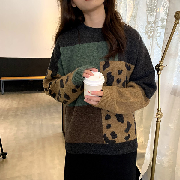 Női alkalmi pulóver hosszú ujjal, állatmintával