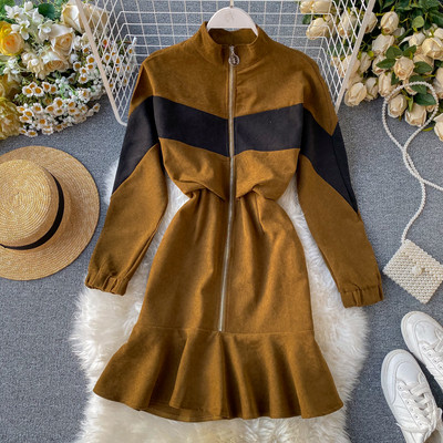 Modern női ruha cipzárral és alacsony gallérral három színben