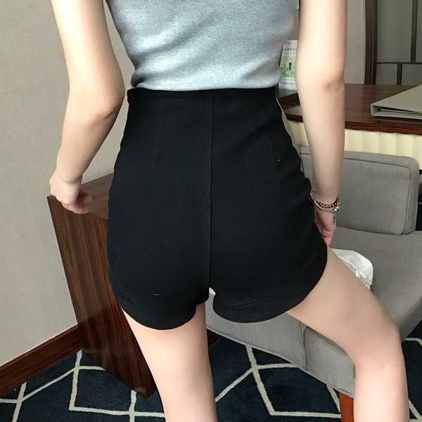 Къси вталени дамски панталони от деним с цип