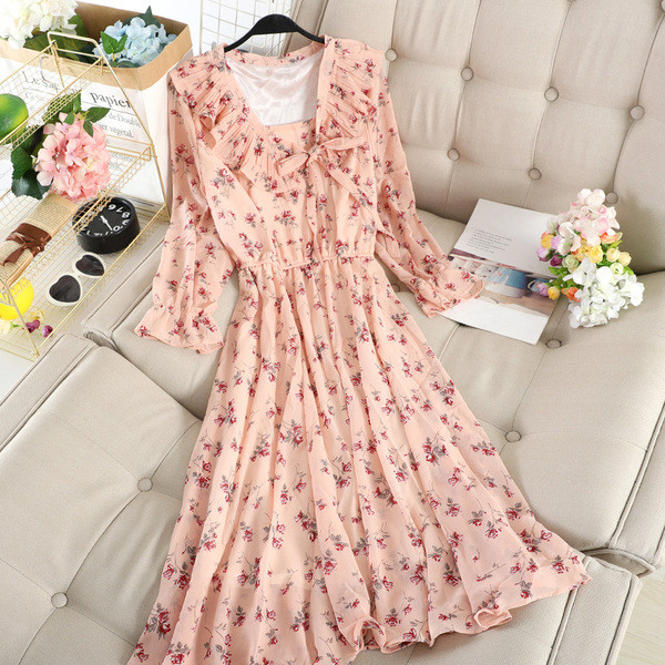 Модерна дамска рокля с флорален десен в пет цвята