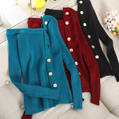 Modern női pulóver fém gombokkal több színben