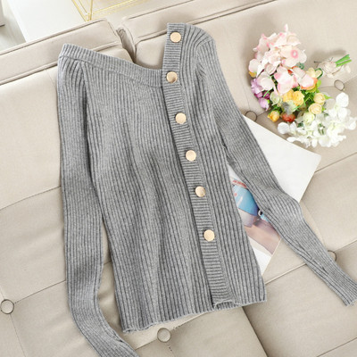 Modern női pulóver fém gombokkal több színben