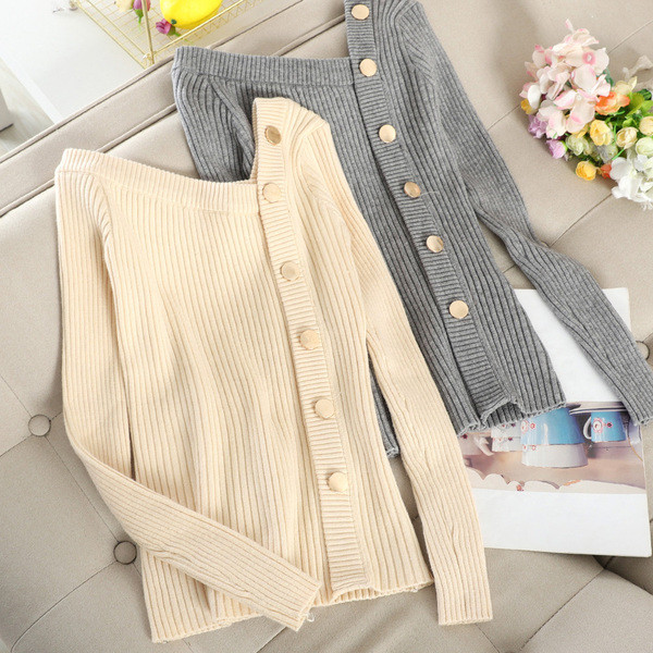 Modern női pulóver fém gombokkal több színben