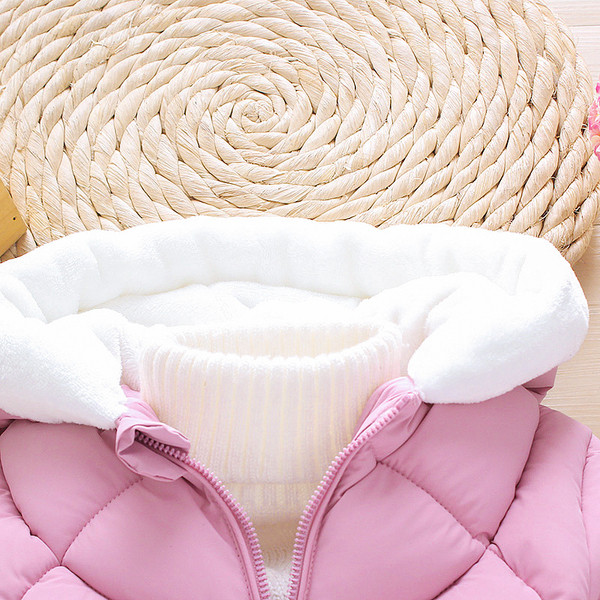 Μοντέρνο παιδικό μπουφάν για κορίτσια με τρισδιάστατο στοιχείο σε ροζ χρώμα