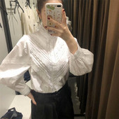 Modern női ing magas gallérral, fehér színben