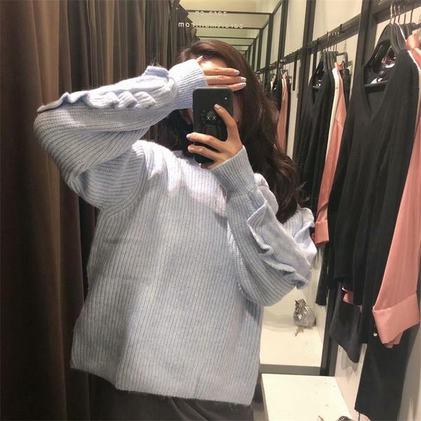 Γυναικείο φθινόπωρο-χειμώνα πουλόβερ σε γκρι χρώμα