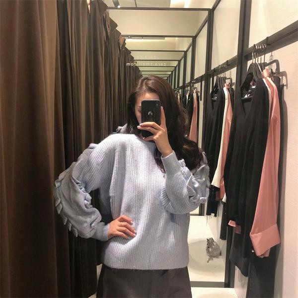 Γυναικείο φθινόπωρο-χειμώνα πουλόβερ σε γκρι χρώμα