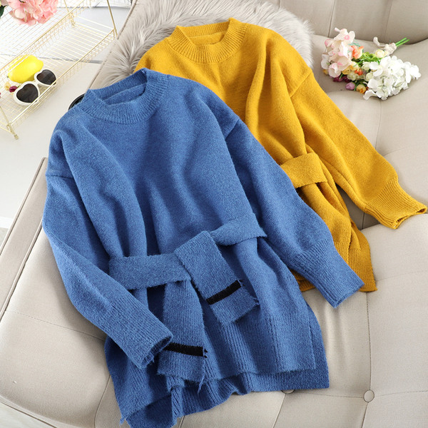 Μοντέρνο γυναικείο πουλόβερ με στρογγυλό ντεκολτέ σε πέντε χρώματα