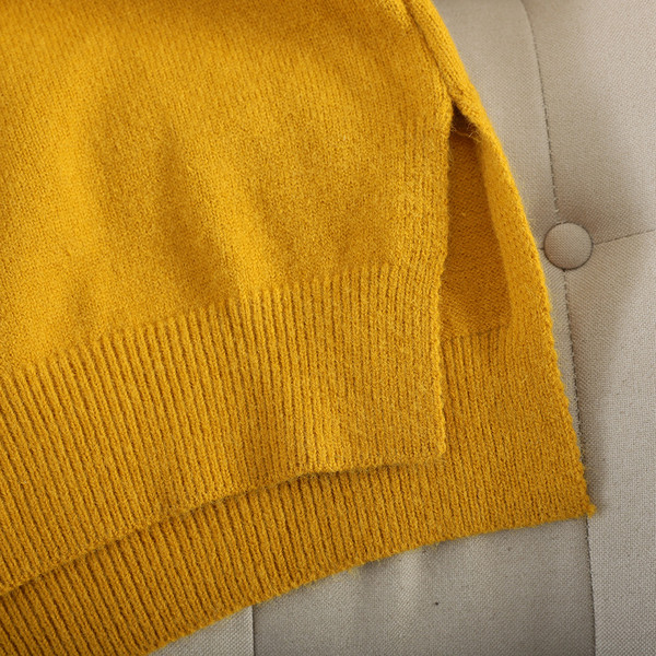 Μοντέρνο γυναικείο πουλόβερ με στρογγυλό ντεκολτέ σε πέντε χρώματα