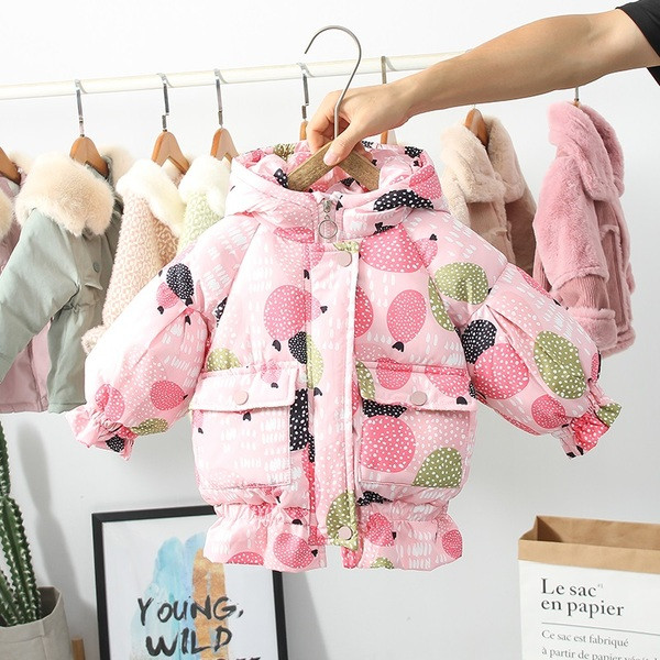 Modern, kék és rózsaszín mintás gyerekkabát lányoknak