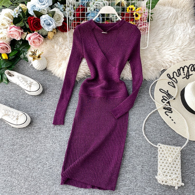 Hosszú ujjú, fém elemes női ruha több színben