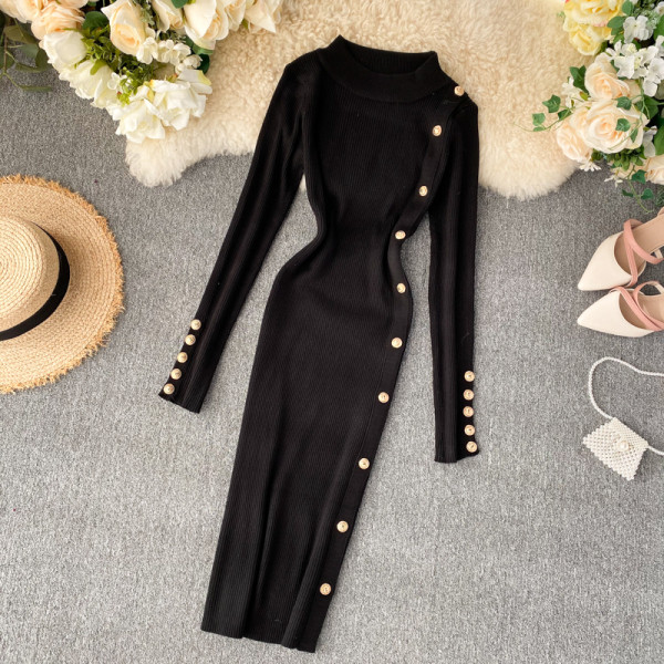 Casual γυναικείο φόρεμα με χρυσά κουμπιά σε μαύρο και κόκκινο χρώμα